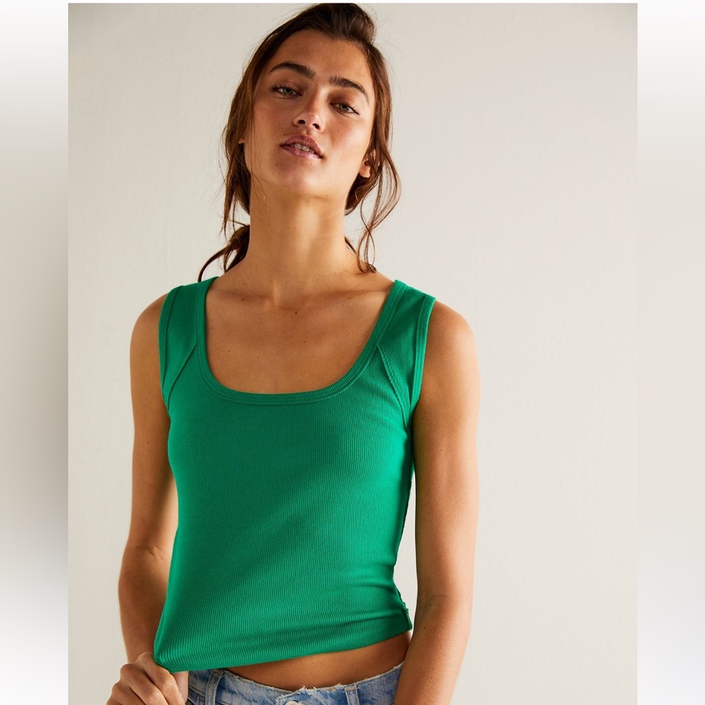 We the Free Hummingbird Tank - NWOT